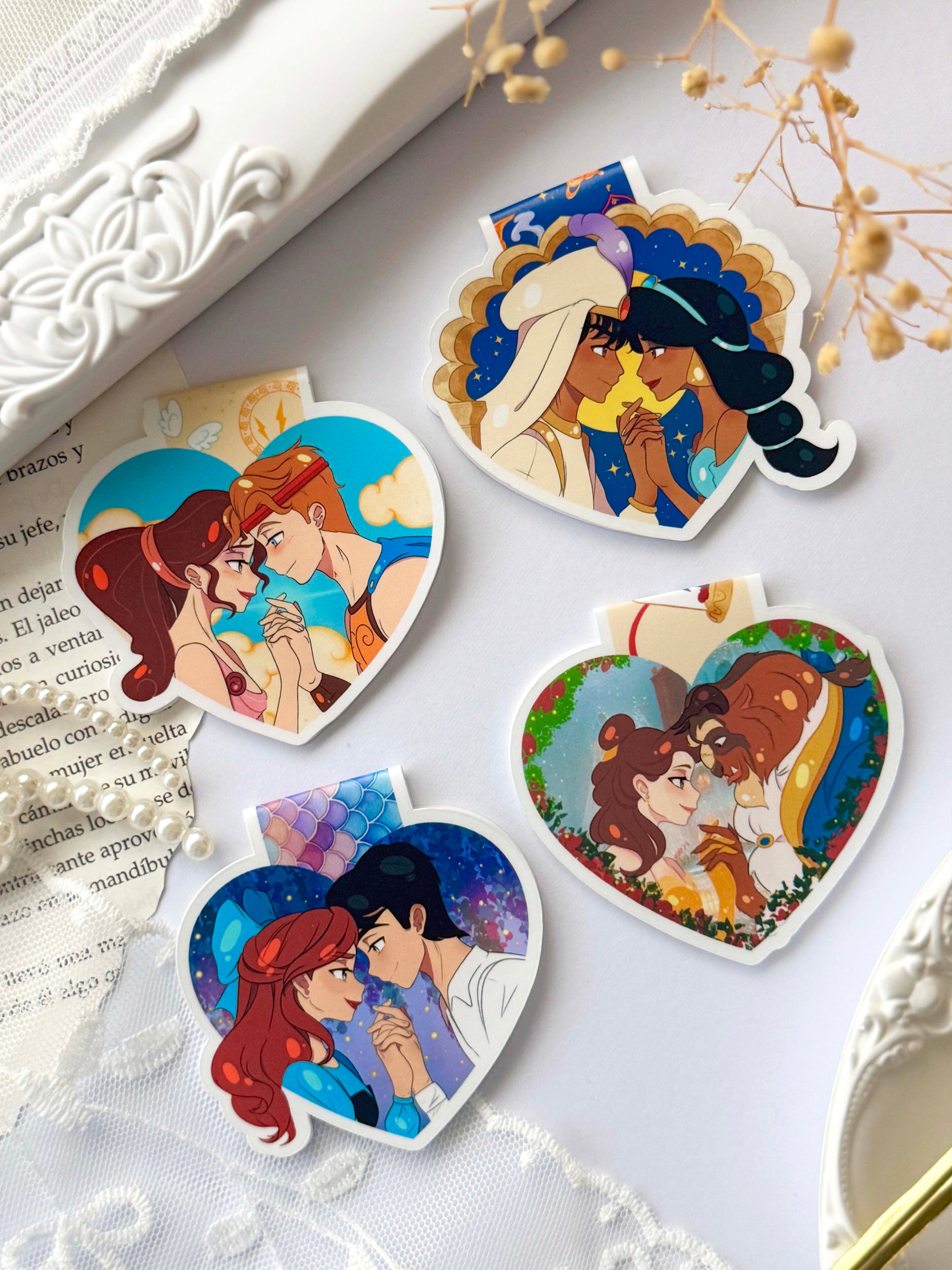 Marcapáginas Edición Corazones holográficos Disney.